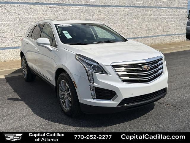2018 Cadillac XT5 Luxury FWD in Crystal White Tricoat — front three-quarter view