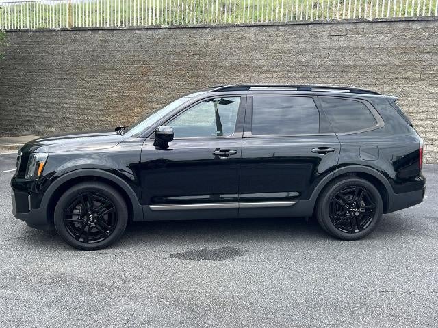 2023 Kia Telluride — interior view