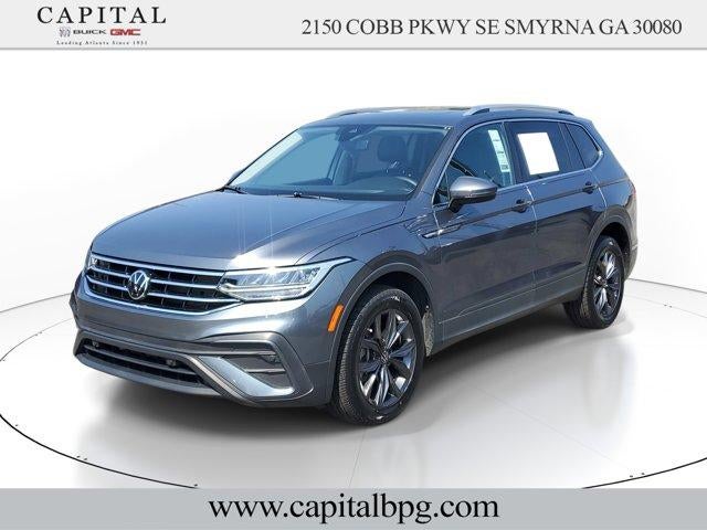 2022 Volkswagen Tiguan SE in Gray — front three-quarter view